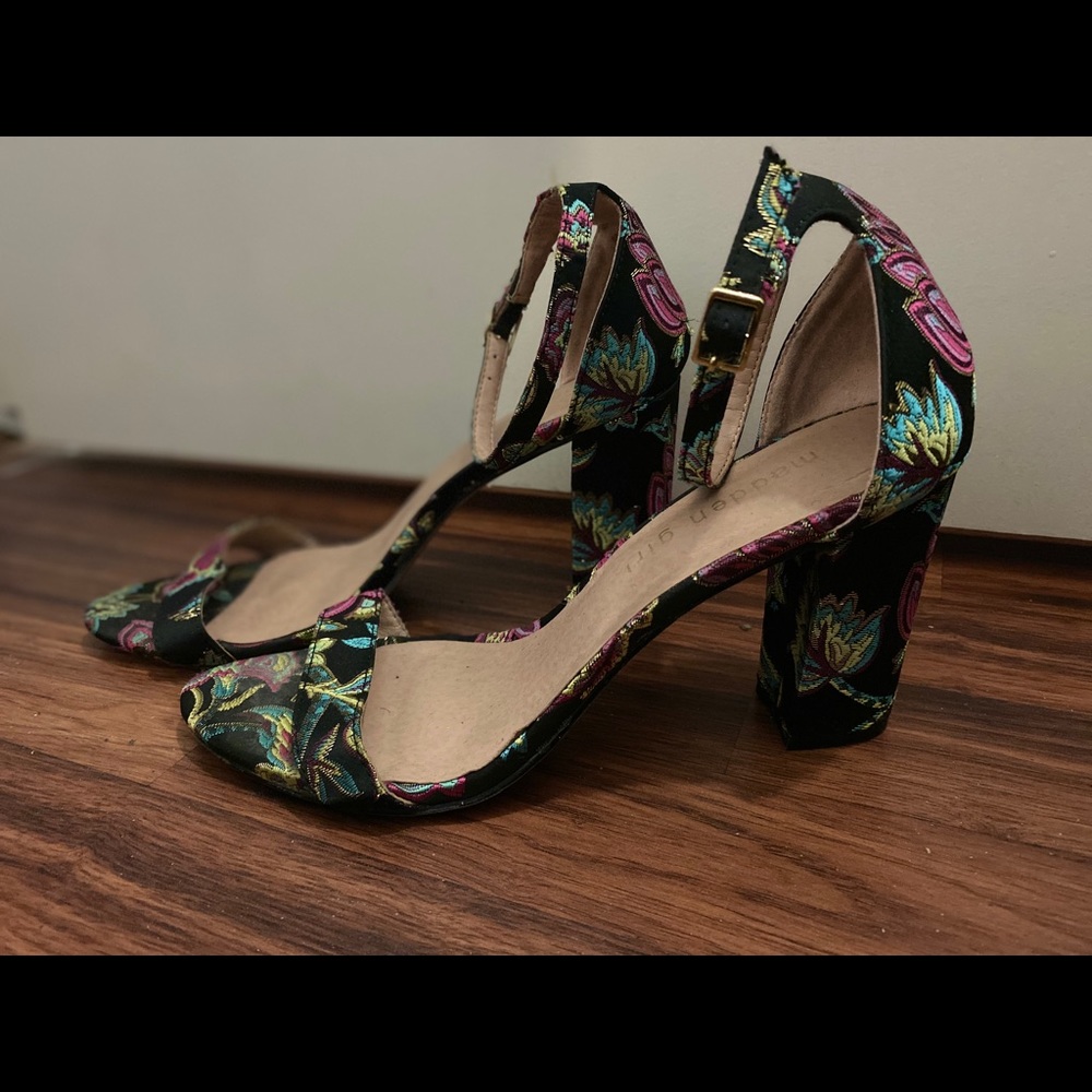 Madden Girl Floral Heel